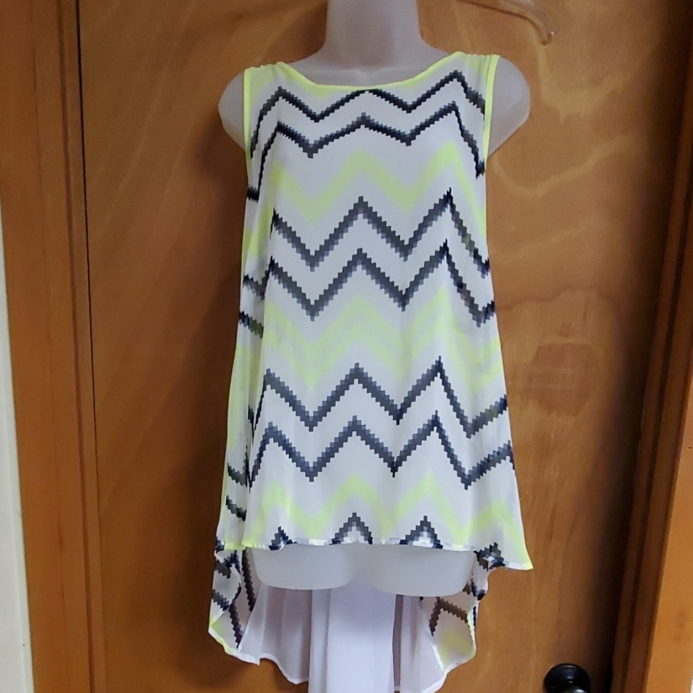 racer-back lace up tank.